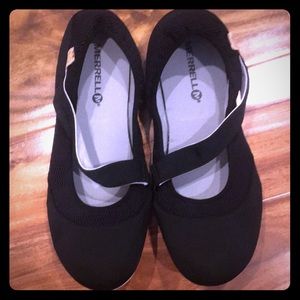 Athletic ballet Merrell shoes